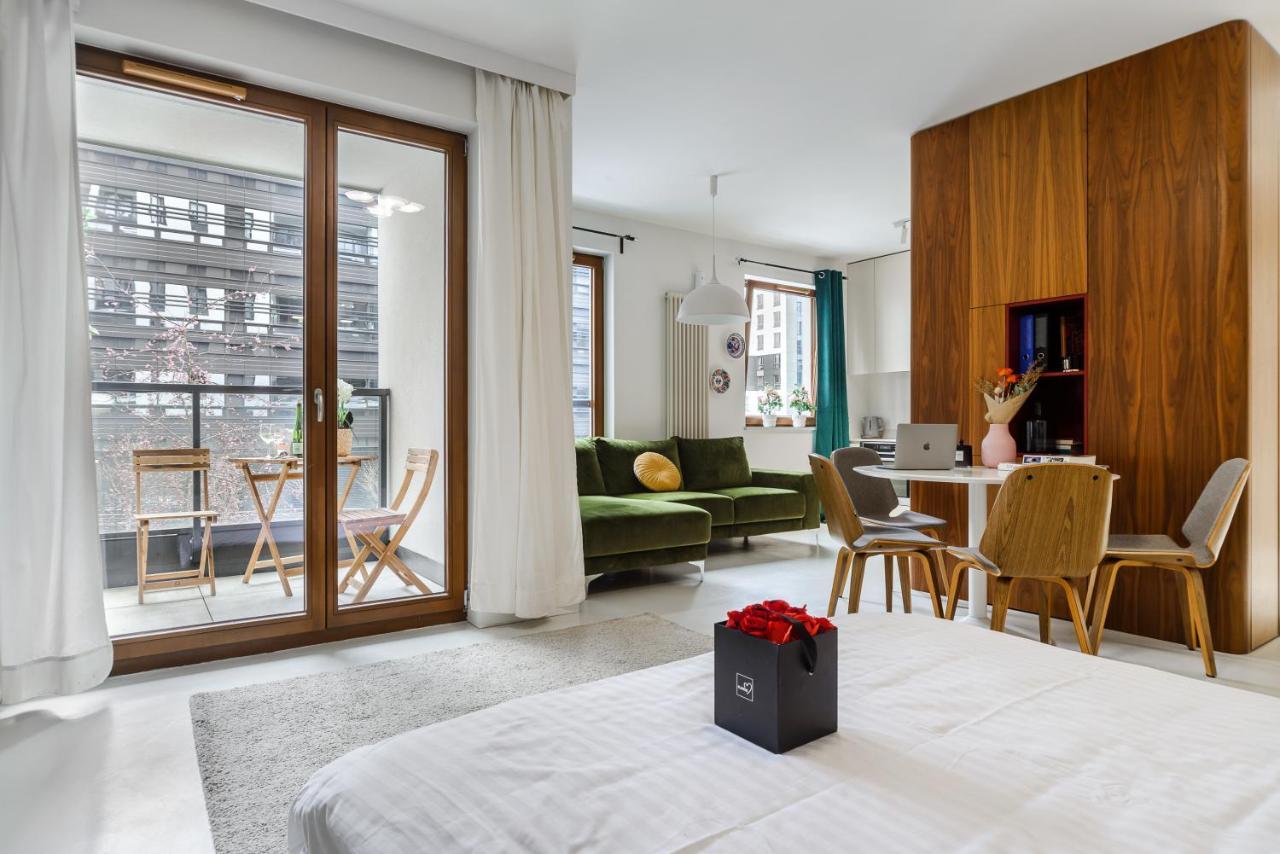 Modern Apartments With Access To The Pool Near Rondo Daszynskiego Station Warschau Exterior foto